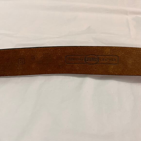 Fossil Belt Size S Brown Genuine  Leather Tooled Studded Western Boho Buckle - Picture 4 of 15
